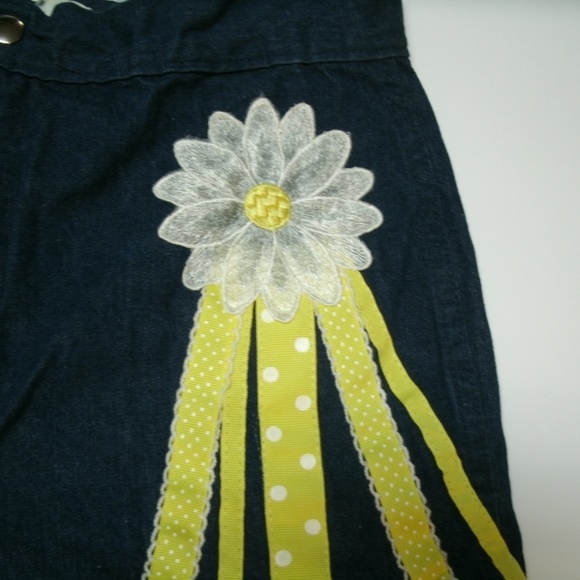 Vintage Jeans Embroidered High Waist 1970s Boho Size 28 Ribbon Flowers Butterfly - Picture 3 of 8